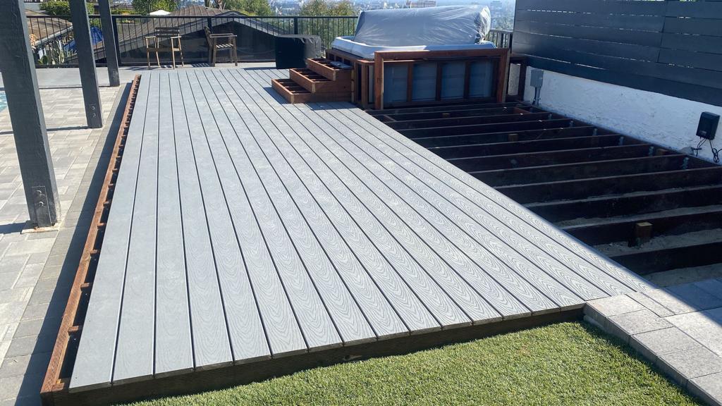 deck builders in tukwila WA